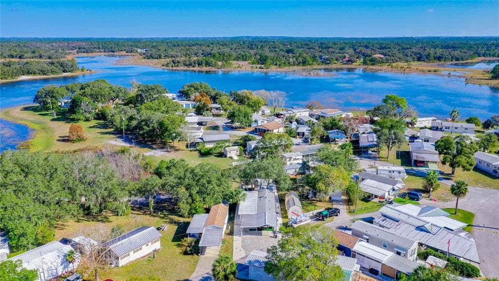 9442 GRAY FOX DRIVE WEEKI WACHEE, FL 34613