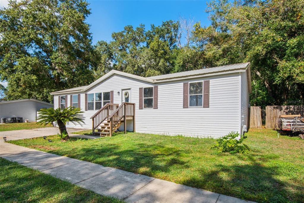 33933 TERRACE BOULEVARD WESLEY CHAPEL, FL 33543