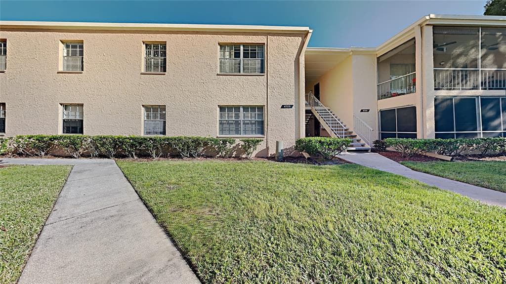 4725 MICHAEL COURT UNIT 131 TAMPA, FL 33614