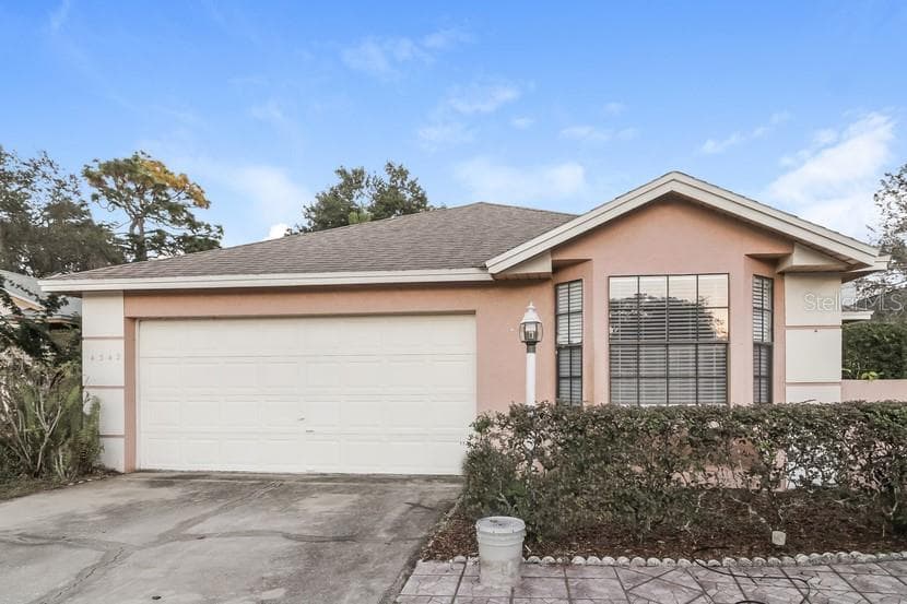 4342 CLOVERLEAF PLACE CASSELBERRY, FL 32707