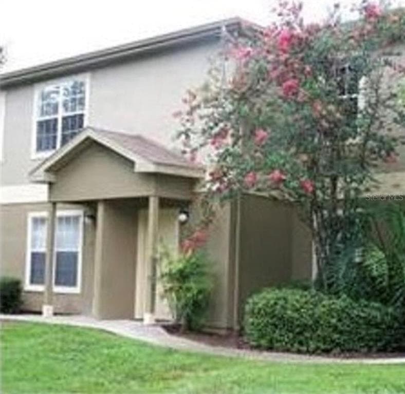 5934 BRICKLEBERRY LANE UNIT 203 ZEPHYRHILLS, FL 33541