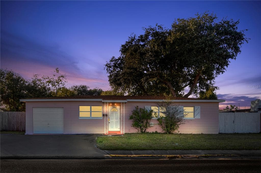 7662 16TH STREET N ST PETERSBURG, FL 33702