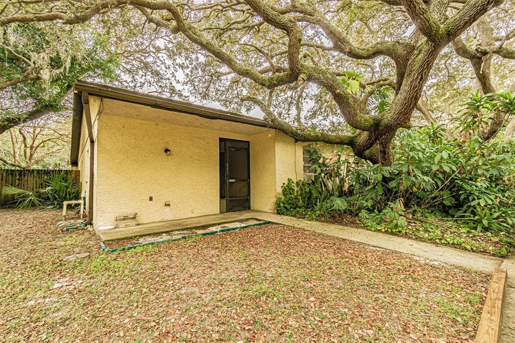 6338 51ST AVENUE N ST PETERSBURG, FL 33709