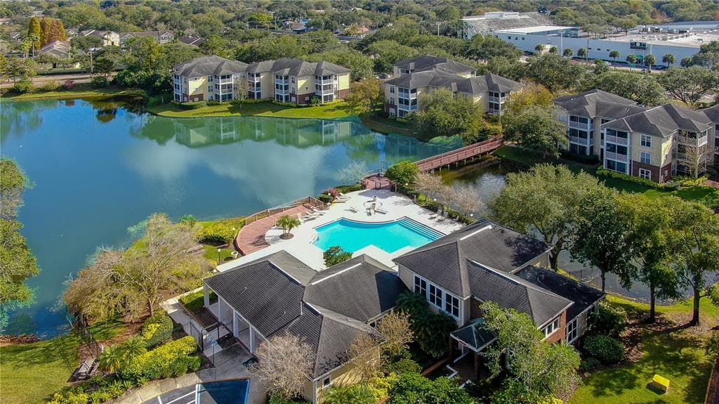 10028 STRAFFORD OAK COURT UNIT 709 TAMPA, FL 33624