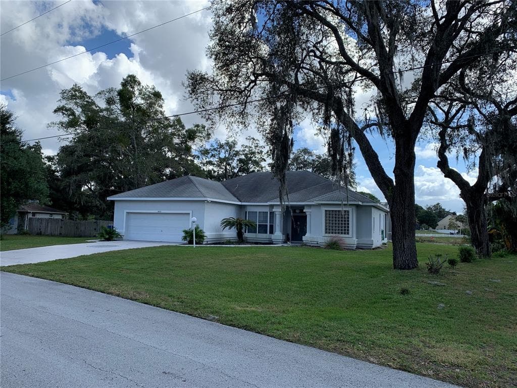 1460 MEADOW LARK ROAD SPRING HILL, FL 34608