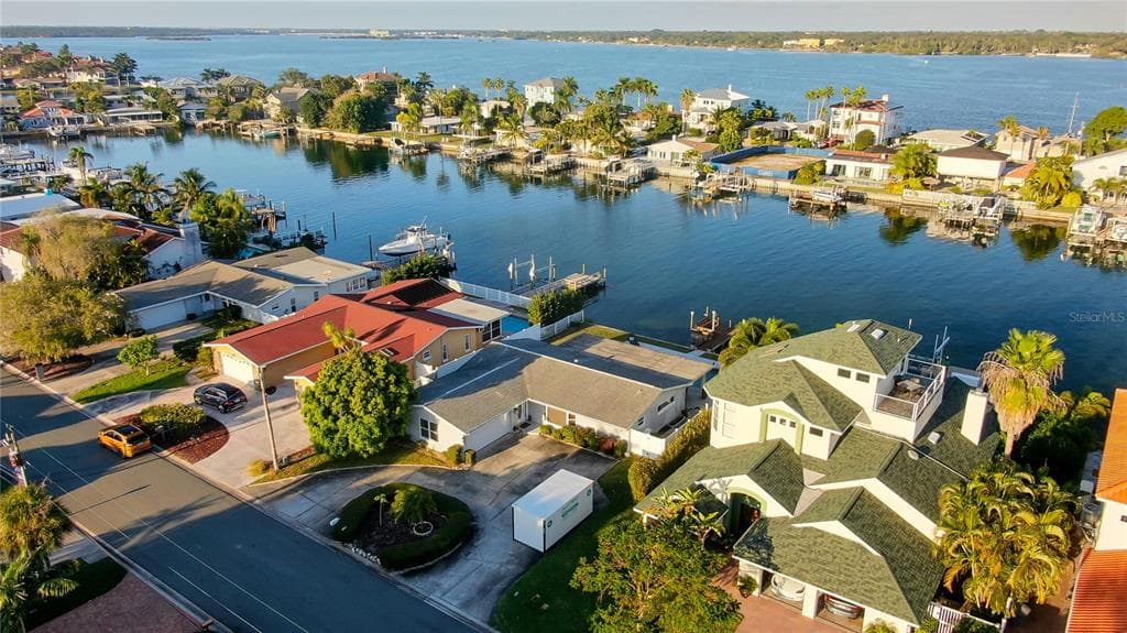 11225 8TH STREET E TREASURE ISLAND, FL 33706
