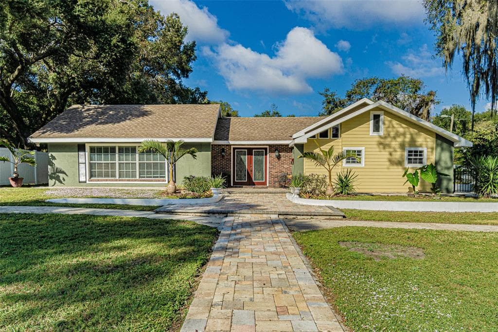 1512 E NORTH STREET TAMPA, FL 33610