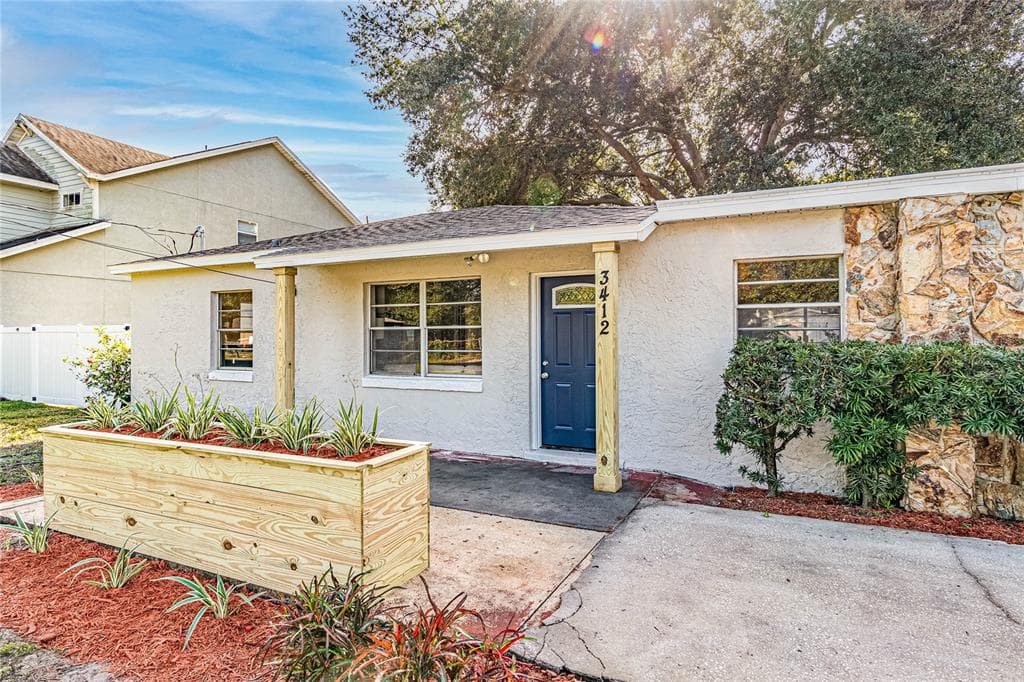 3412 W CHEROKEE AVENUE TAMPA, FL 33611