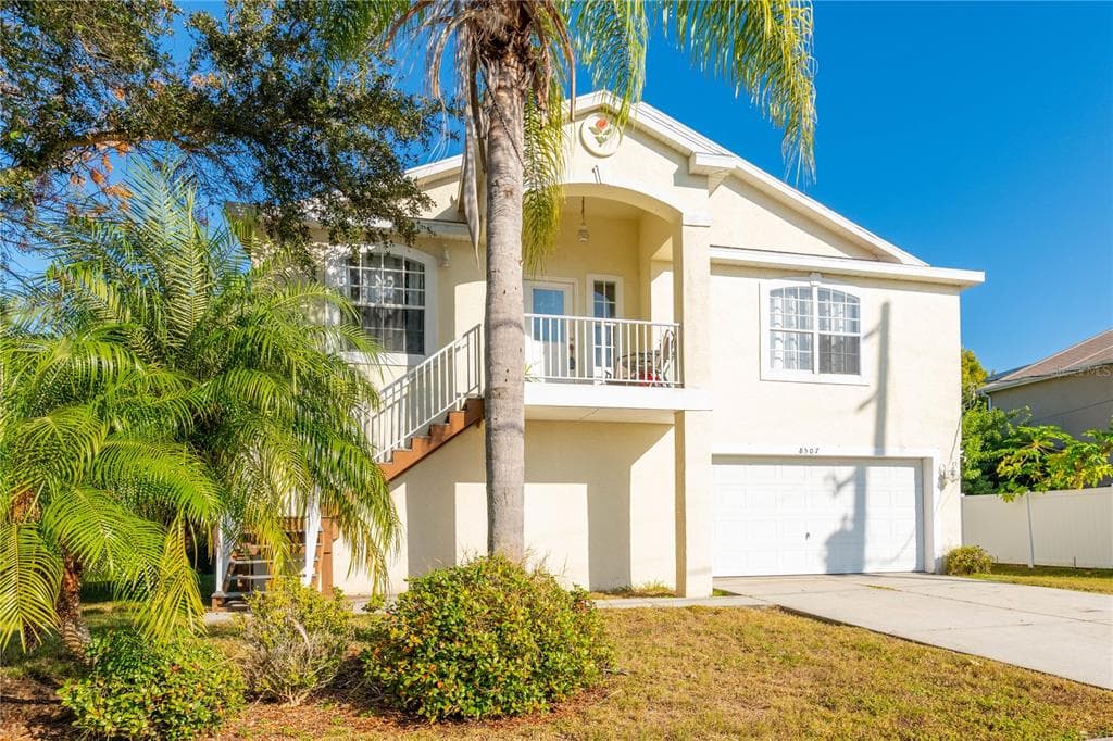 8507 SUMMER DRIVE HUDSON, FL 34667