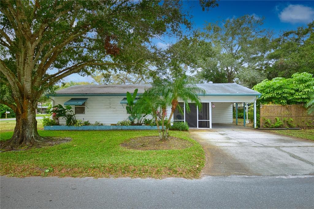 1725 57TH STREET S GULFPORT, FL 33707