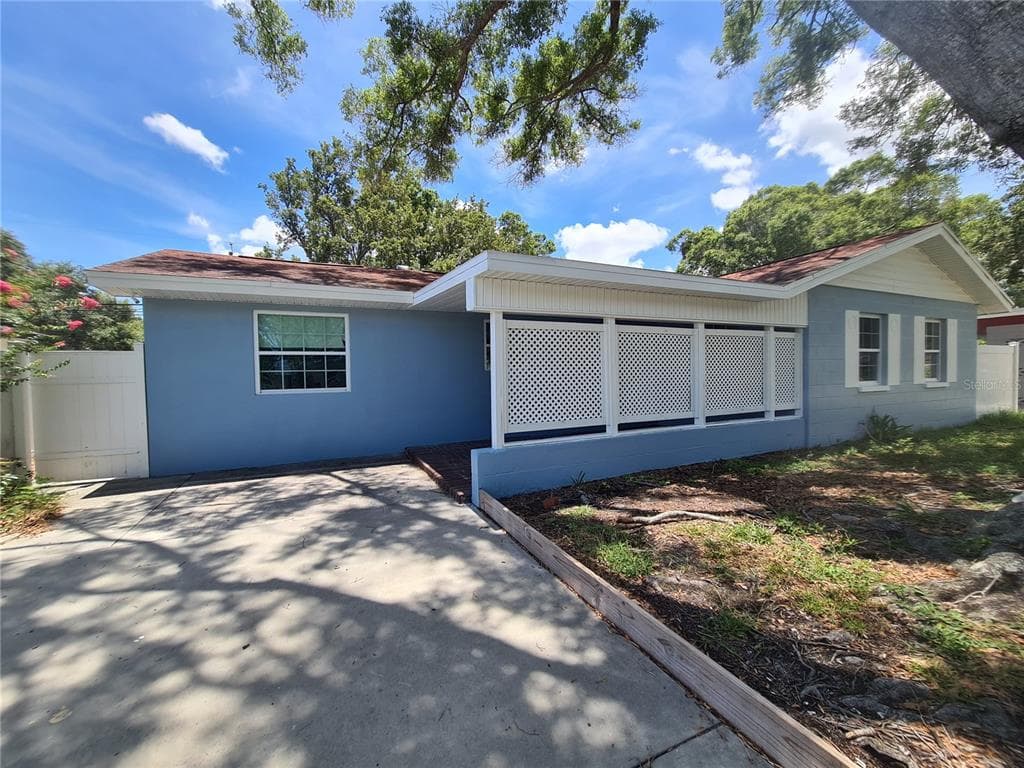 7014 DELTA WAY CLEARWATER, FL 33764