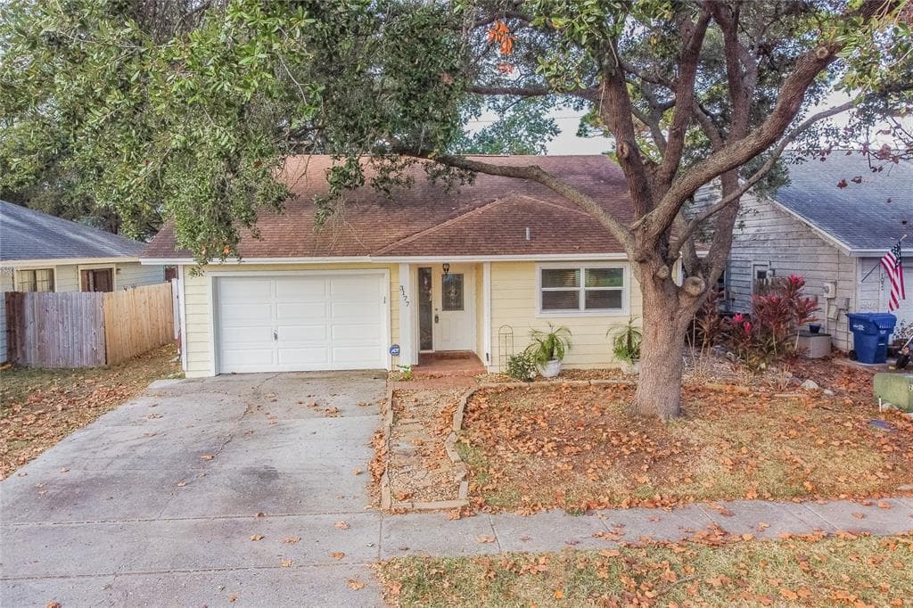 3177 138TH PLACE LARGO, FL 33771