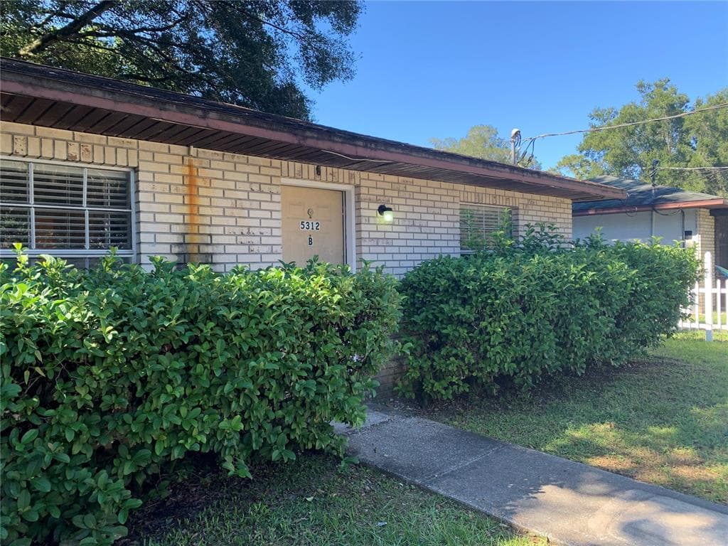 5312 CHERRY AVENUE UNIT B SEFFNER, FL 33584