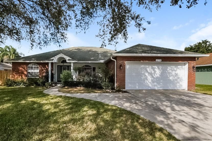 1528 CREEKBEND DRIVE BRANDON, FL 33510