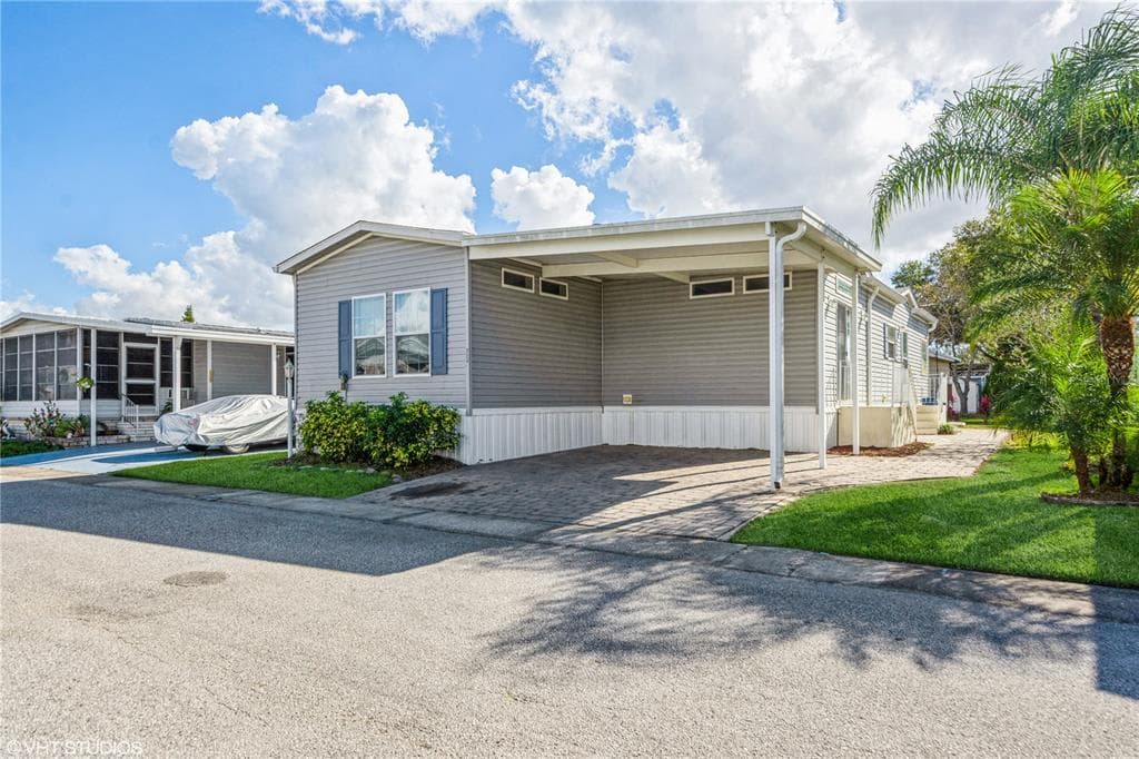 287 PELICAN DRIVE N OLDSMAR, FL 34677