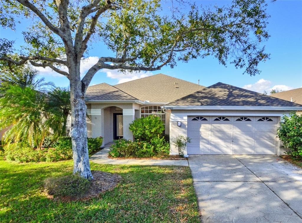 12305 WYCLIFF PLACE TAMPA, FL 33626