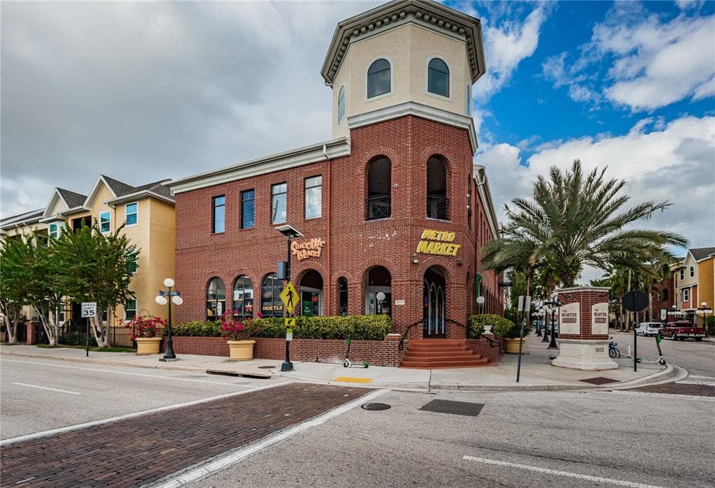1910 E PALM AVENUE UNIT 11201 TAMPA, FL 33605