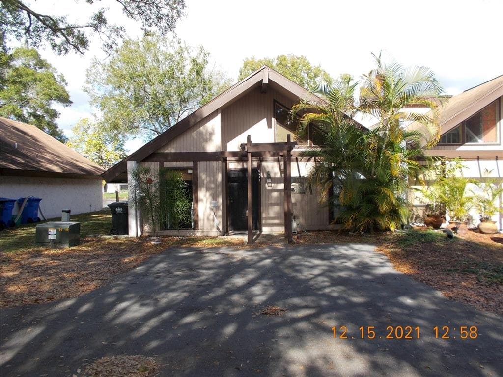4011 MURIEL PLACE UNIT 1C