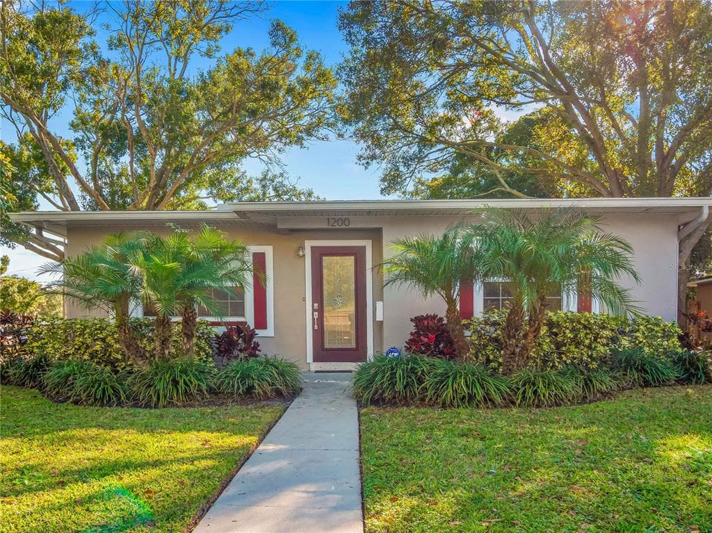 1200 58TH AVENUE N ST PETERSBURG, FL 33703