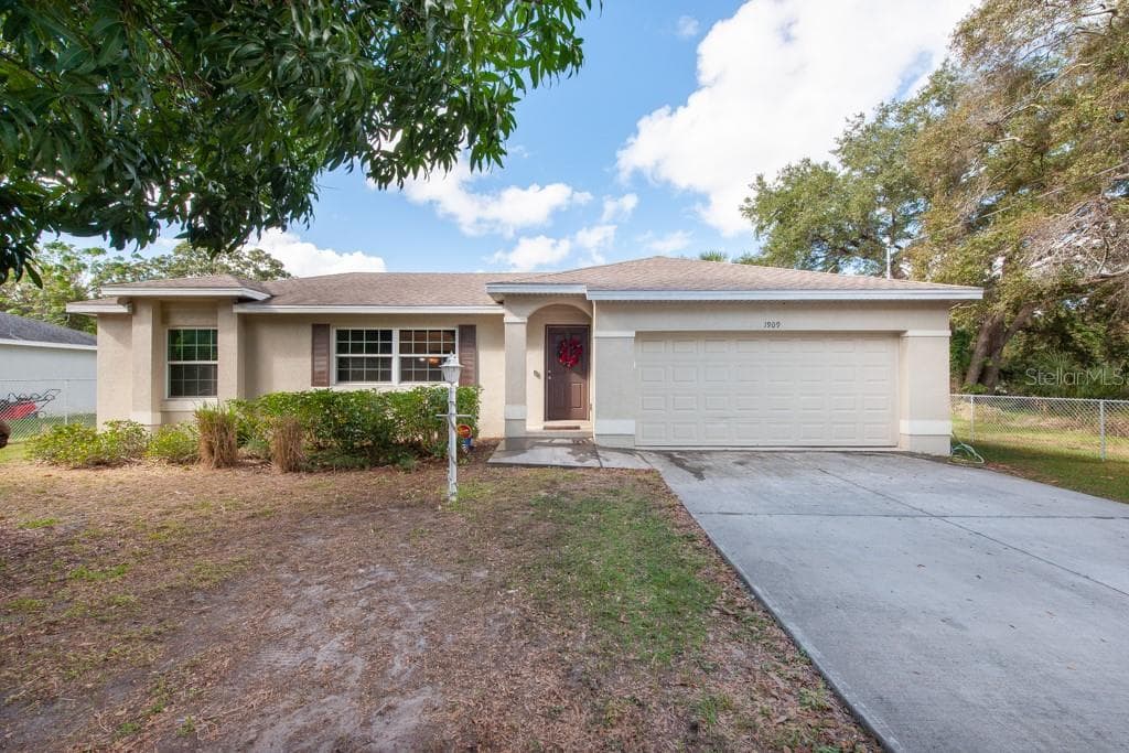 1909 2ND AVENUE W PALMETTO, FL 34221