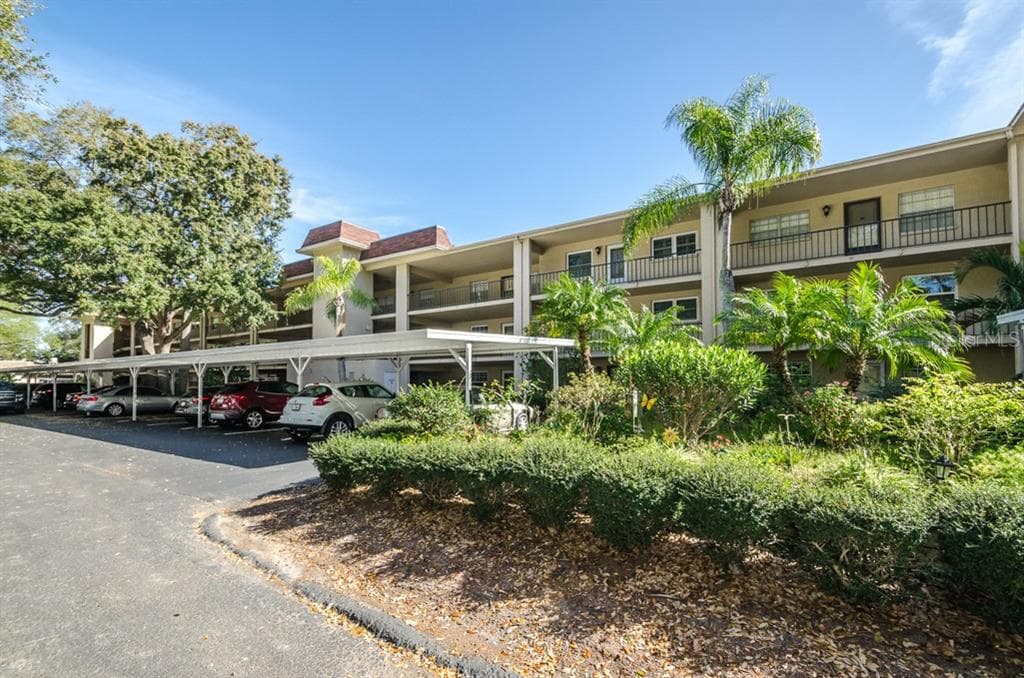 865 VIRGINIA COURT UNIT 209 DUNEDIN, FL 34698