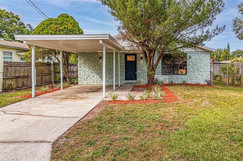 3617 W ANDERSON AVENUE TAMPA, FL 33611