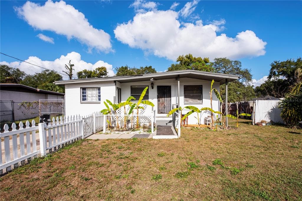 111 W KEYES AVENUE TAMPA, FL 33602