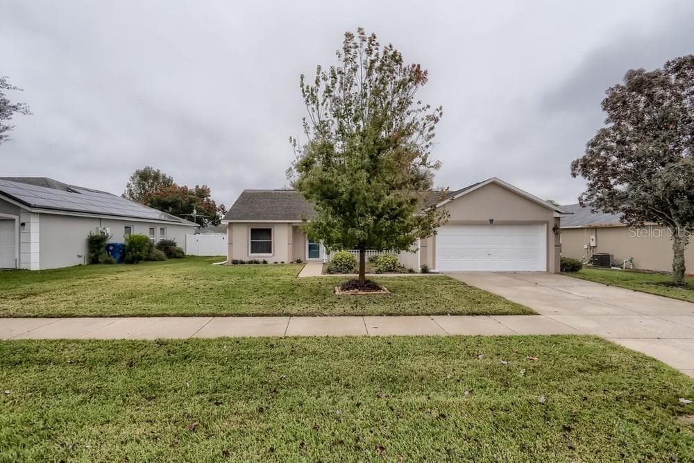 917 MARQUEE DRIVE MINNEOLA, FL 34715