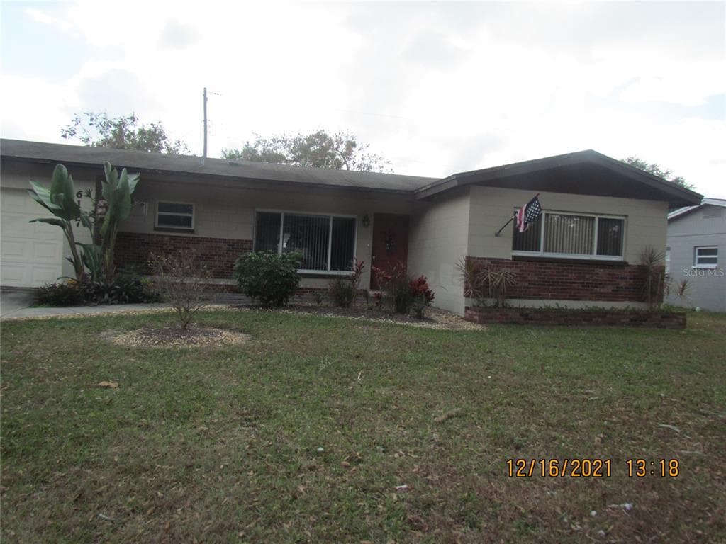 6127 E 110TH AVENUE TEMPLE TERRACE, FL 33617