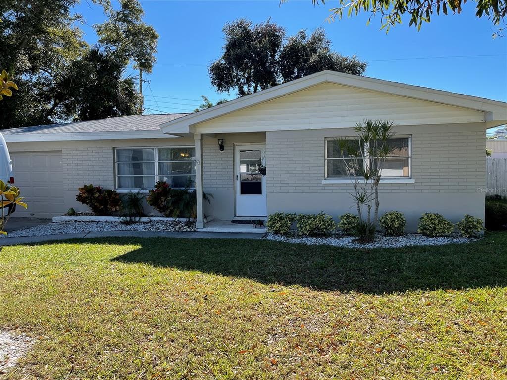1343 S LOTUS DRIVE DUNEDIN, FL 34698