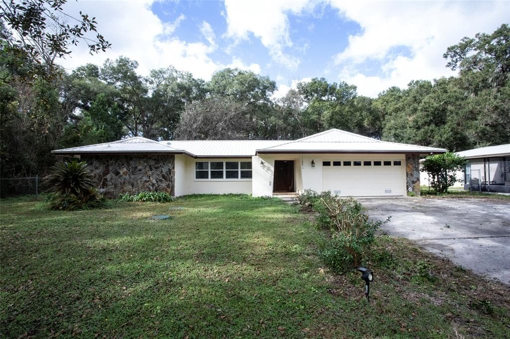 11301 FORT KING ROAD DADE CITY, FL 33525