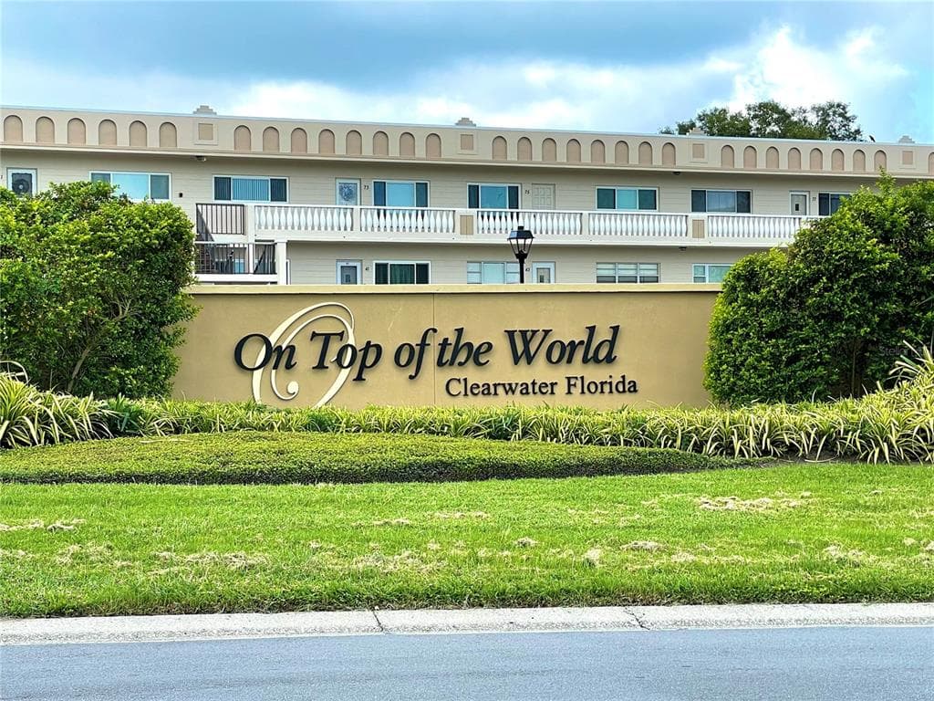 2361 JAMAICAN STREET UNIT 37 CLEARWATER, FL 33763