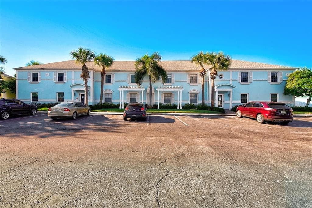 4815 COBIA DRIVE SE UNIT B ST PETERSBURG, FL 33705