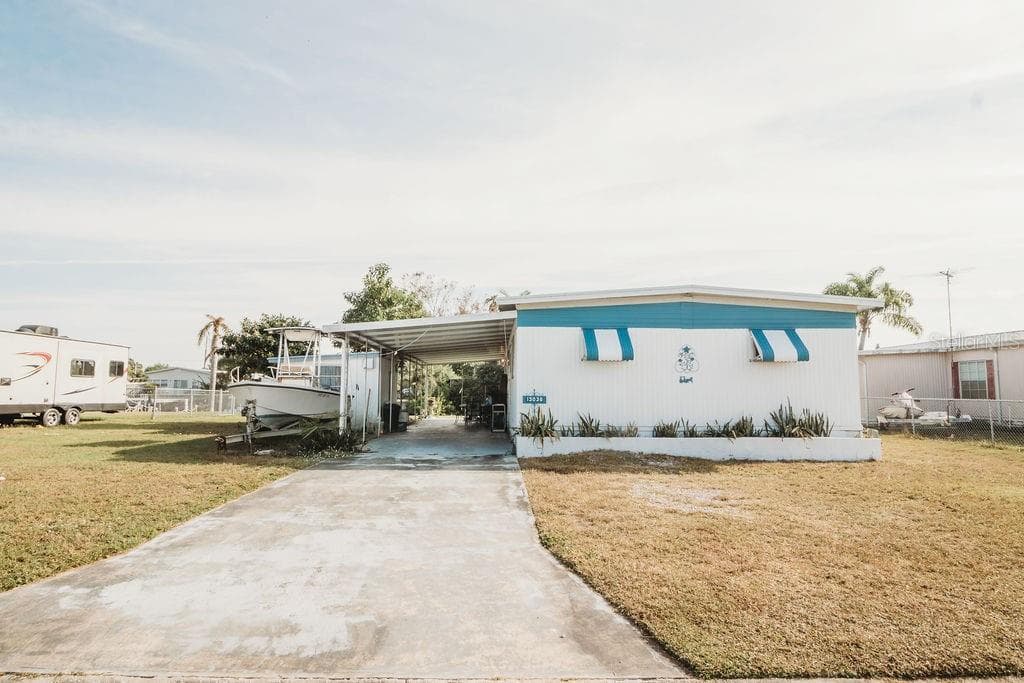 13036 BALLAST COURT HUDSON, FL 34667