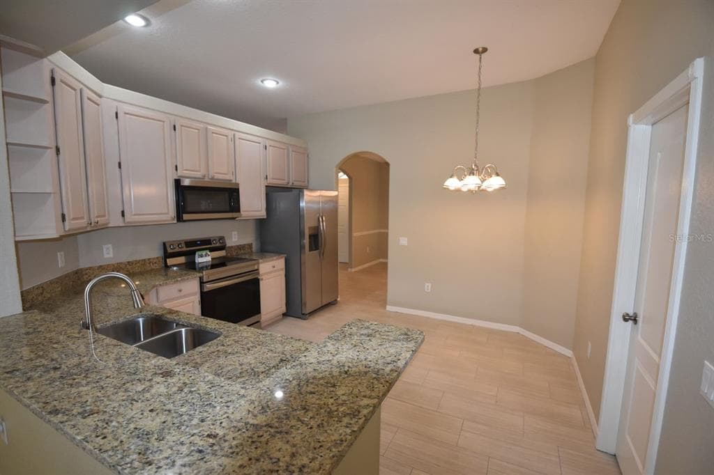 3626 SPRINGVILLE DRIVE VALRICO, FL 33596