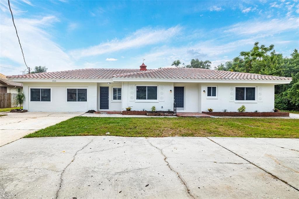 1433 SUNSET ROAD TARPON SPRINGS, FL 34689
