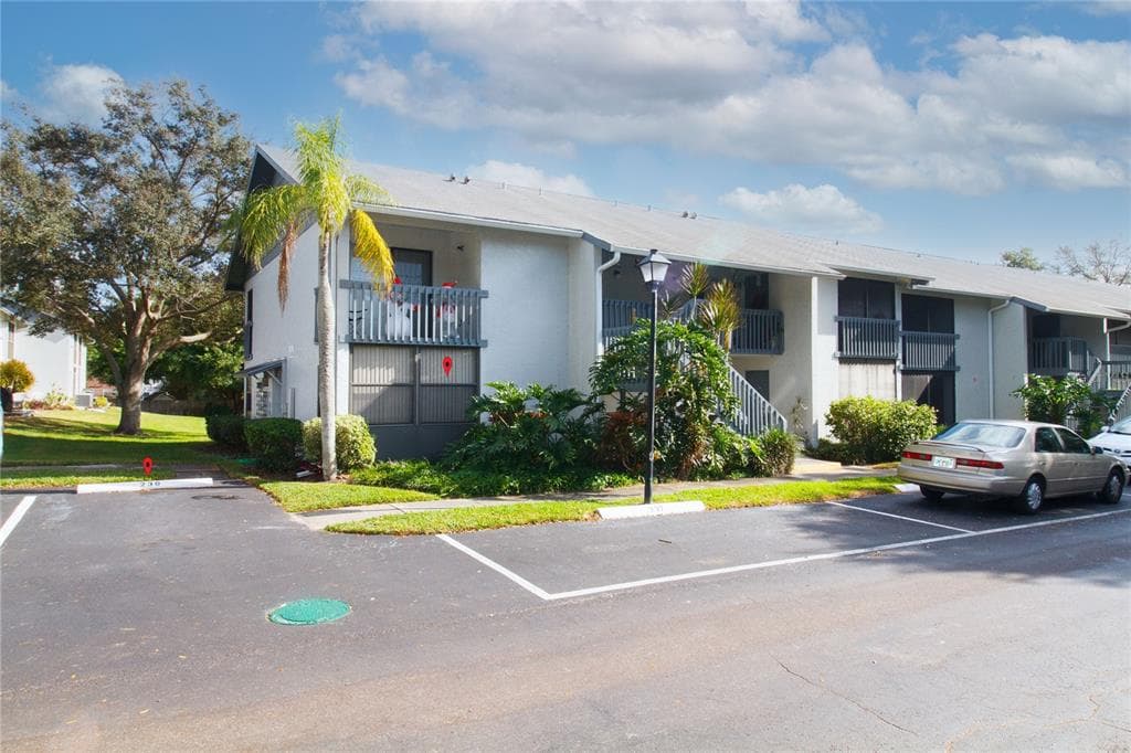 11201 122ND AVENUE UNIT 239 LARGO, FL 33778