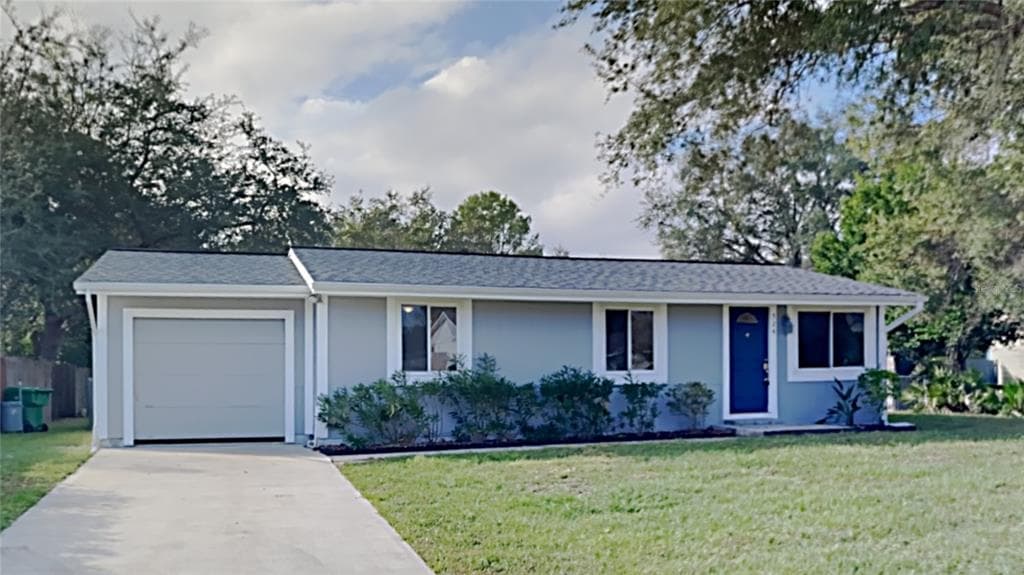 524 BATTERSEA AVENUE DELTONA, FL 32738