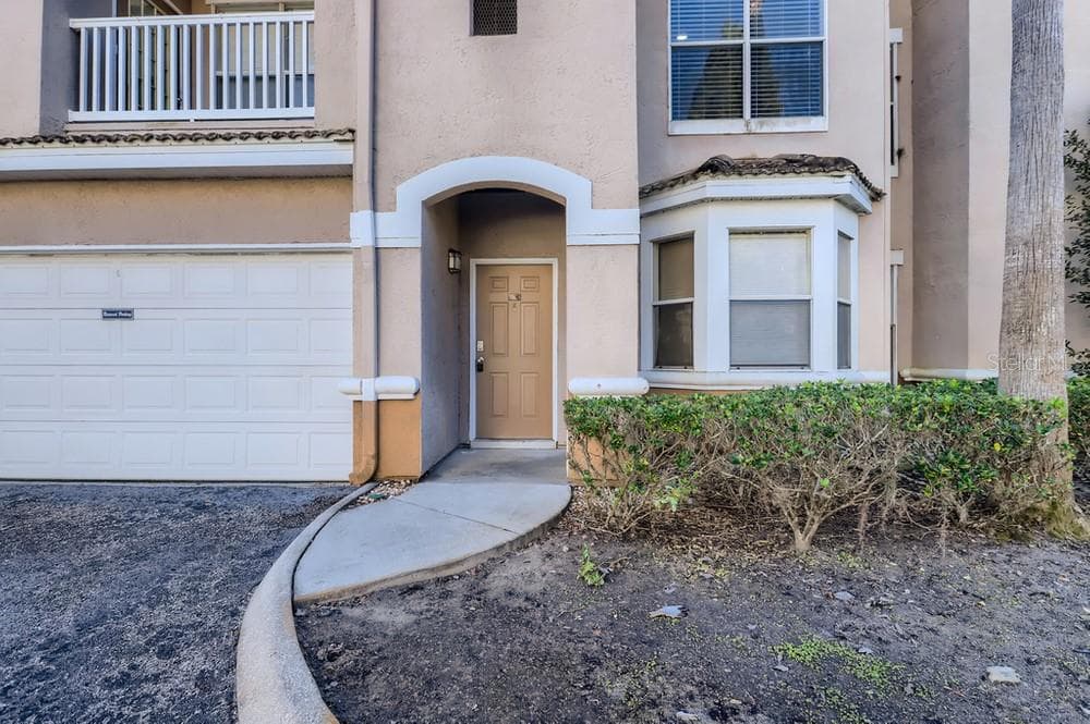 10424 VILLA VIEW CIRCLE TAMPA, FL 33647