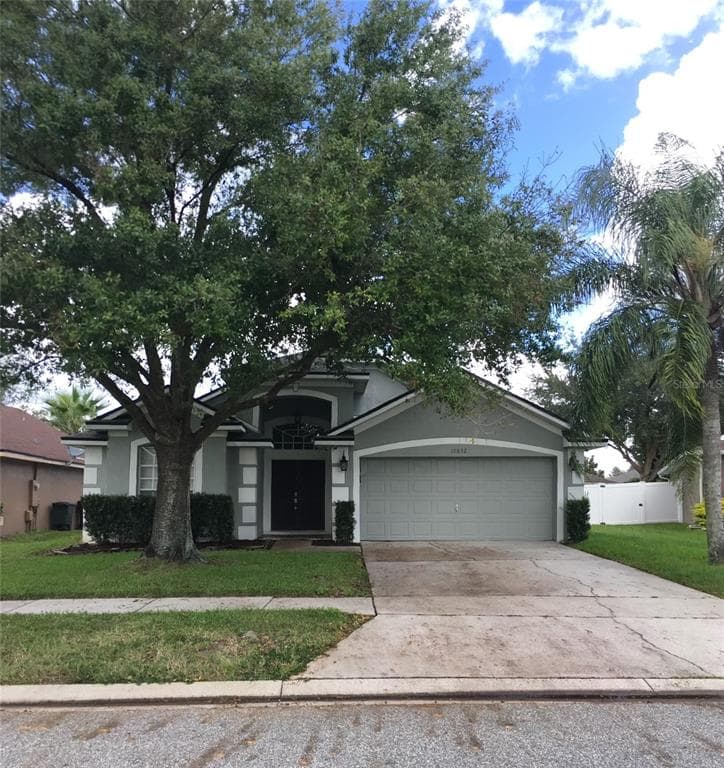 10832 FLYCAST CIRCLE ORLANDO, FL 32825