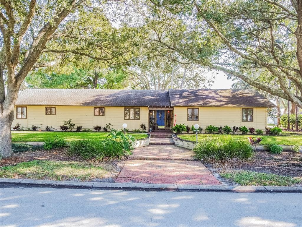 29430 HOLLY COURT WESLEY CHAPEL, FL 33543