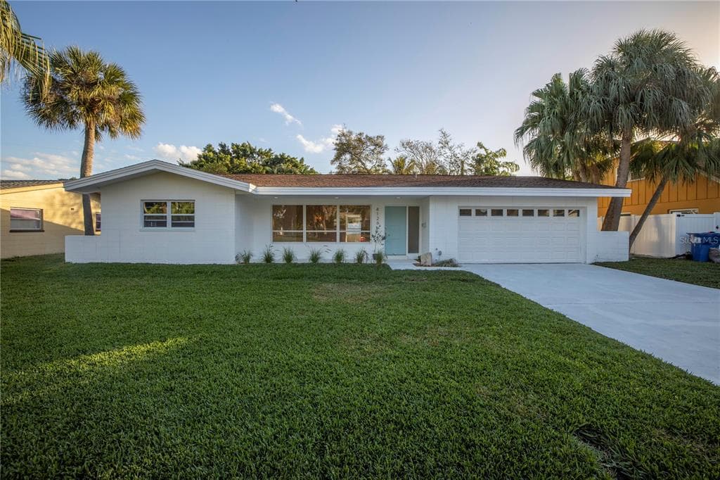 4126 49TH AVENUE S ST PETERSBURG, FL 33711