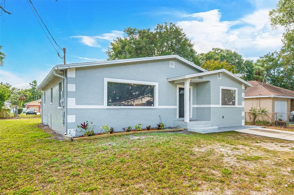 3009 E SHADOWLAWN AVENUE TAMPA, FL 33610