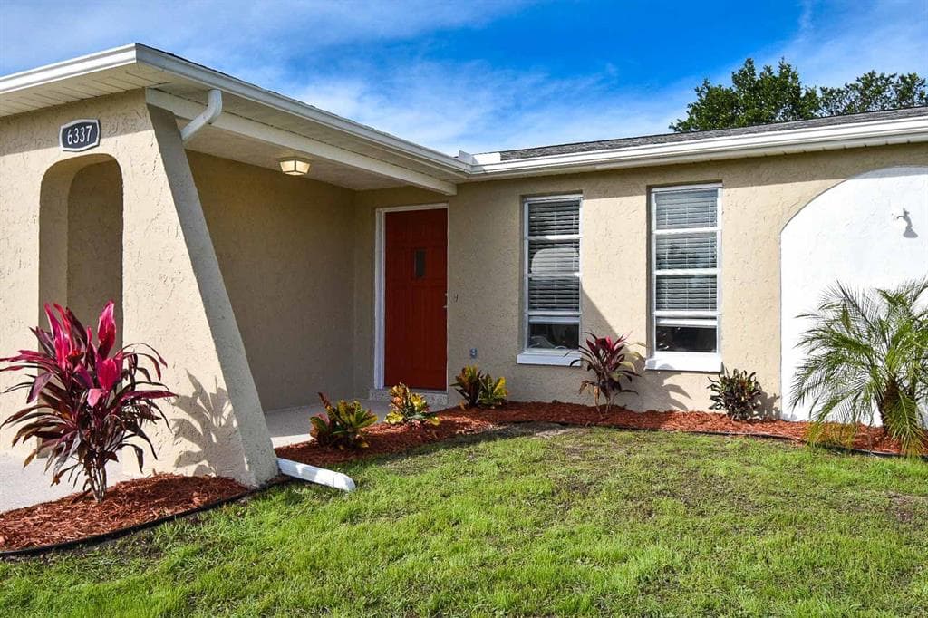 6337 BONAIRE AVENUE NEW PORT RICHEY, FL 34653