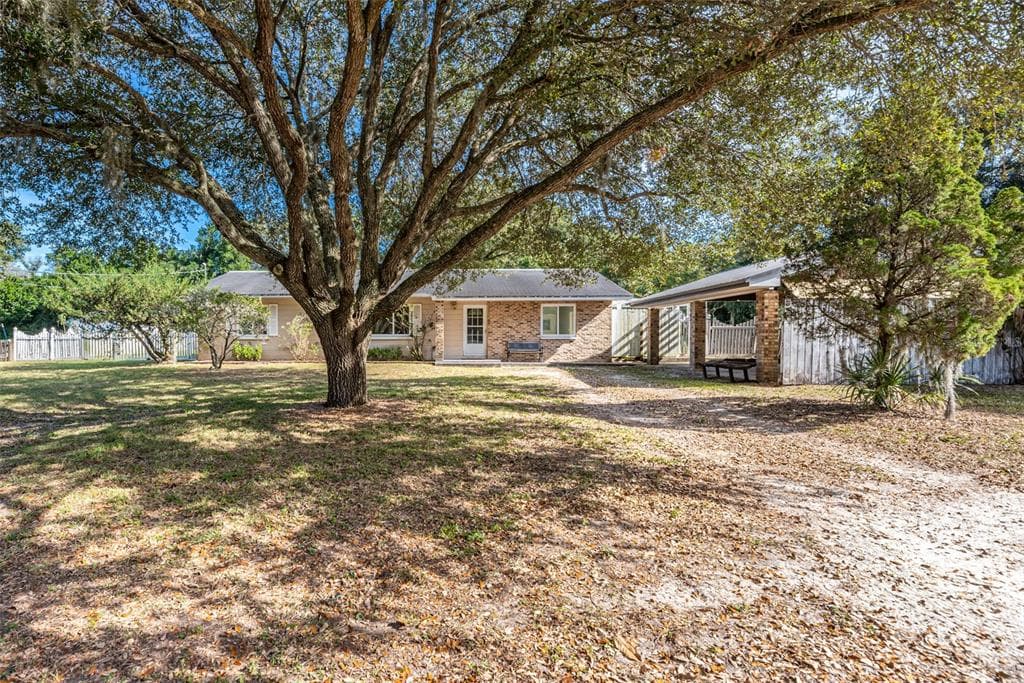 205 SANDRA AVENUE BRANDON, FL 33510