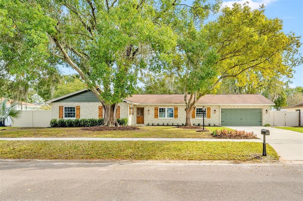 203 REMBRANDT DRIVE BRANDON, FL 33511