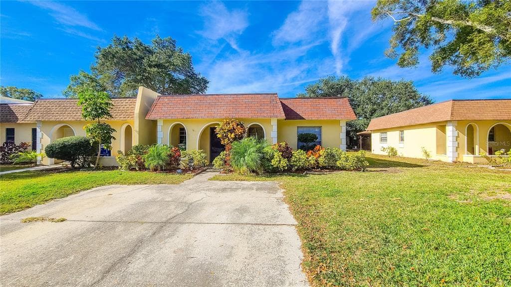 9822 84TH WAY SEMINOLE, FL 33777