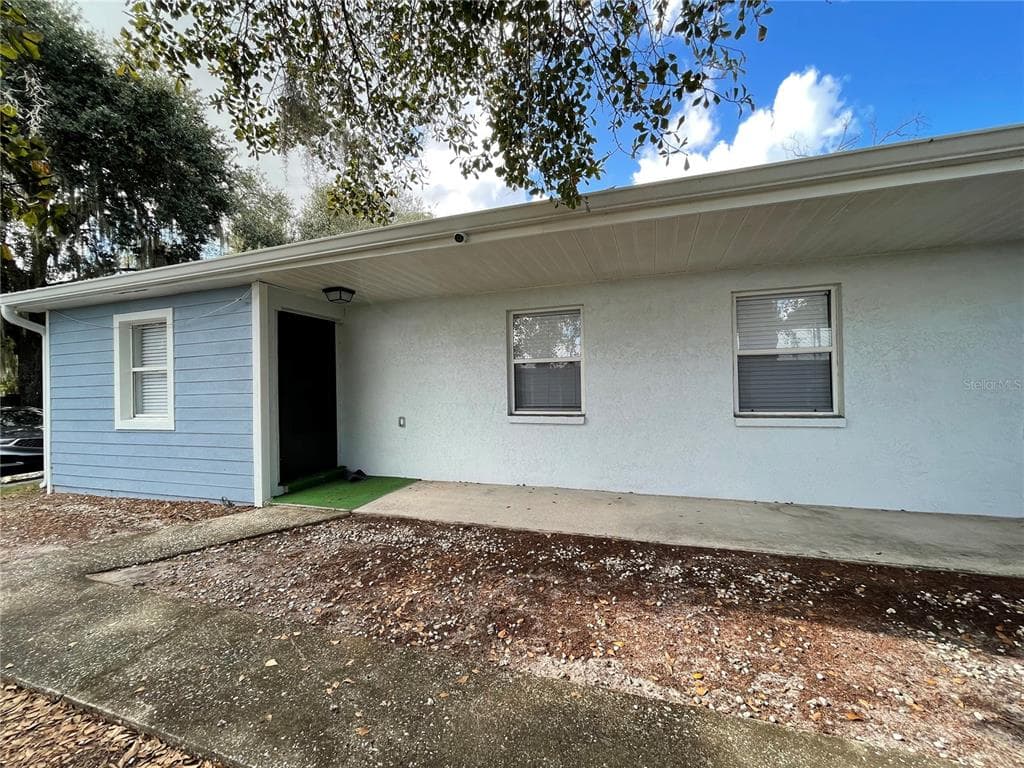 1406 SPENCER COURT UNIT A PLANT CITY, FL 33563