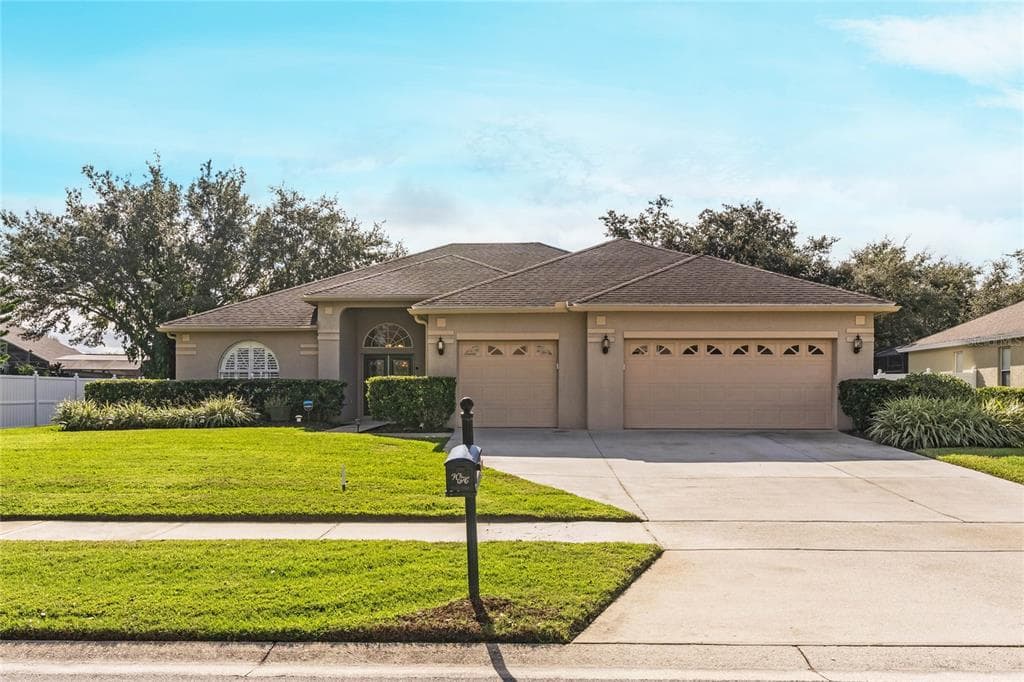13131 LAKESHORE GROVE DRIVE WINTER GARDEN, FL 34787