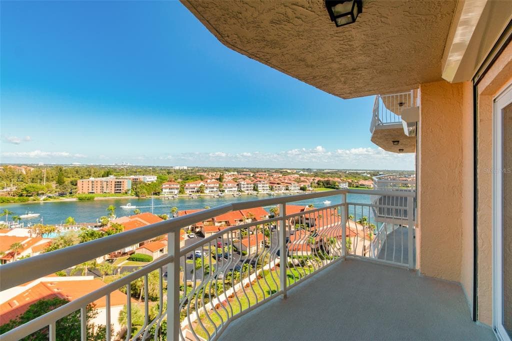 4900 BRITTANY DRIVE S UNIT 1203 ST PETERSBURG, FL 33715